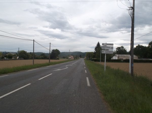 Sur la route de Toulouse en direction de Tournay.